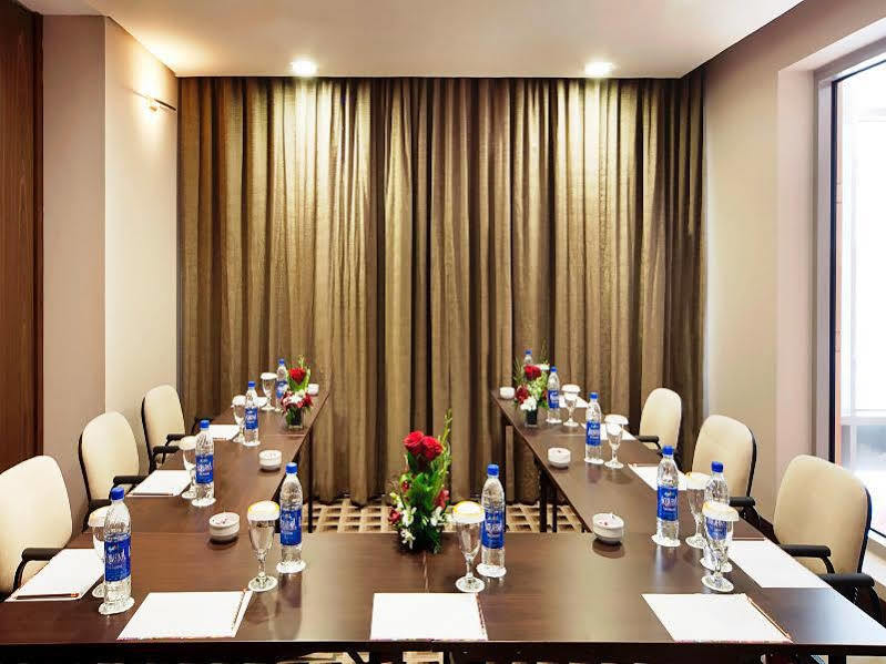 Oaks Liwa Executive Suites Abu Zabi Zewnętrze zdjęcie